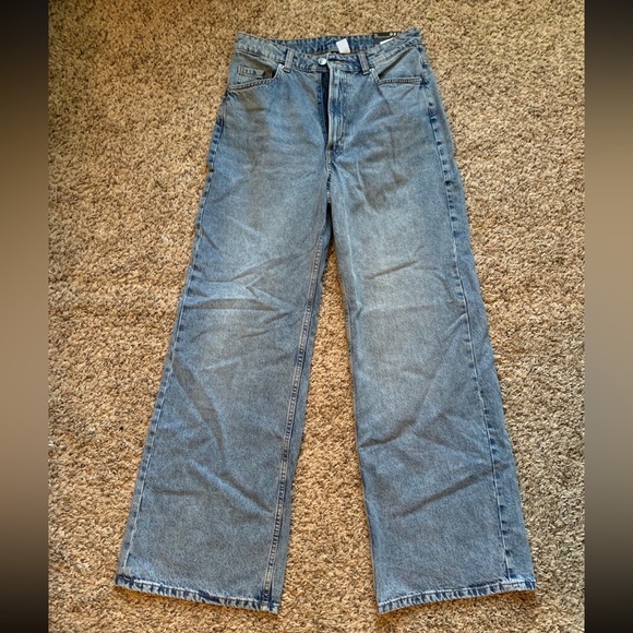NEW H&M high rise baggy jean! - Picture 4 of 11